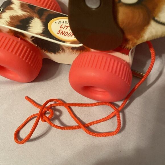 2014 Mattel‎ Fisher Price Little Snoopy pull along dog - Picture 4 of 11